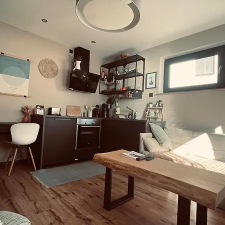 Zone 3 - Cozy & Modernes In Apartment Erfurt