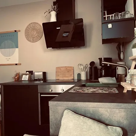 Zone 3 - Cozy & Modernes In Apartment